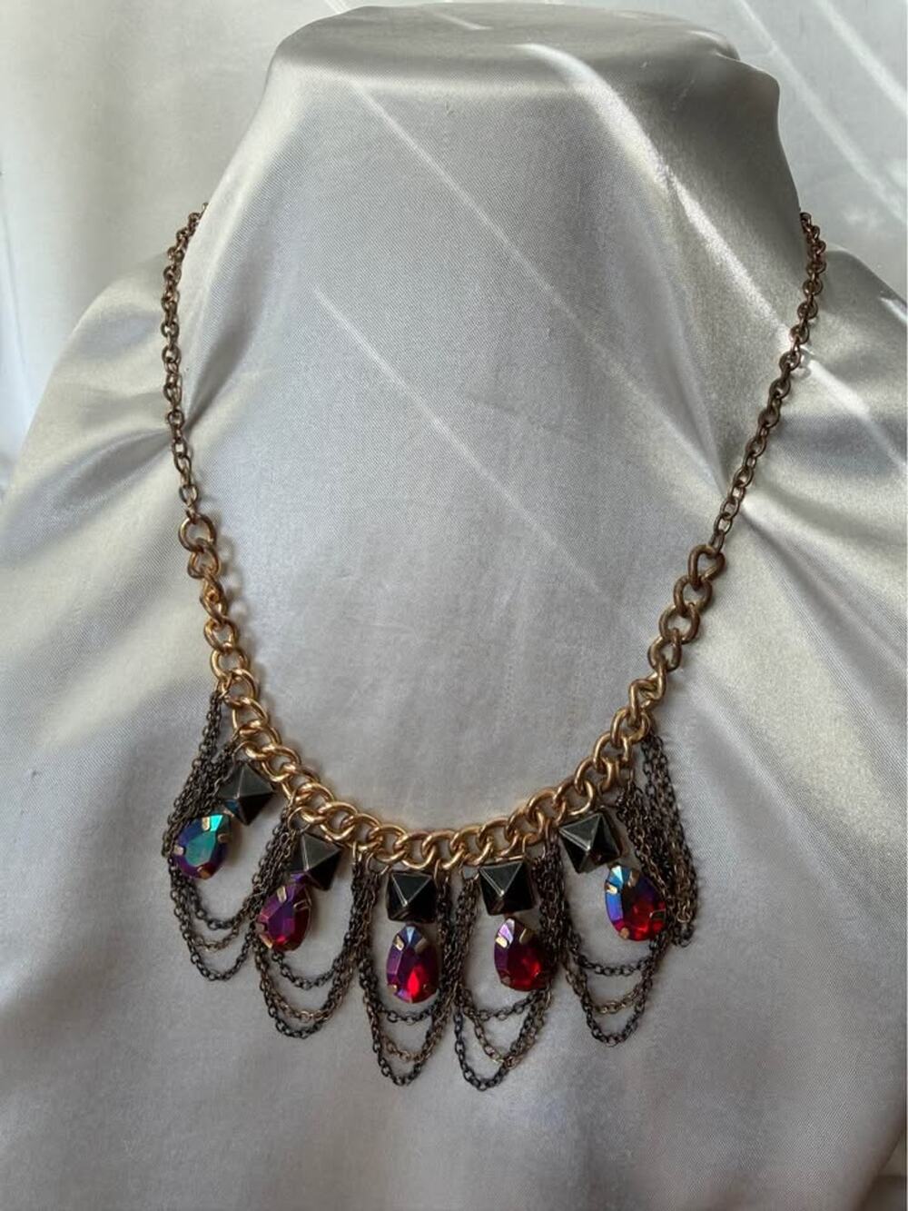 Gold Tone Statement Necklace with Pink Crystal Charms (MWL4)